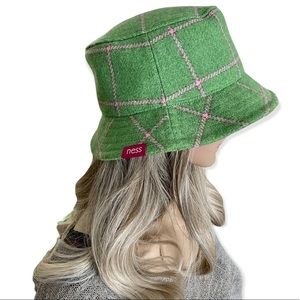 NESS OF SCOTLAND green & pink tweed bucket hat 🥂 100% wool